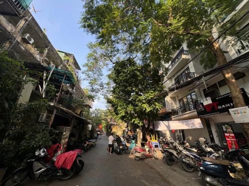 Nhà Phố Vạn Xuân 71m2 Gần KD, Ô Tô Tránh - Giá 12.8 Tỷ